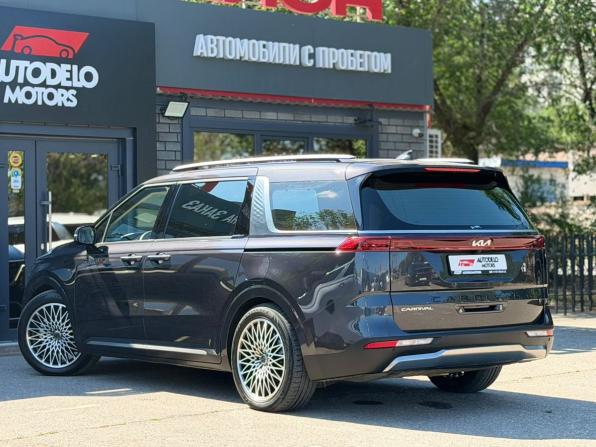 Kia Carnival IV с пробегом 2022 года, цена 3 990 000 рублей, 62742 км, минивэн, Автокод Объявления