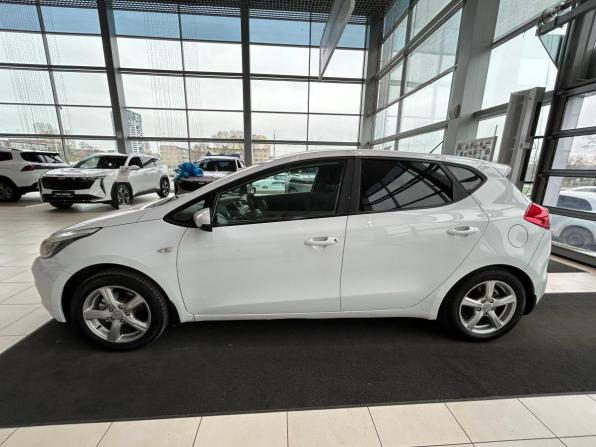 Kia Ceed II с пробегом 2012 года, цена 695 000 рублей, 193438 км, хэтчбек, Автокод Объявления