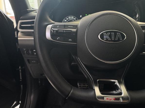 Kia K5 III с пробегом 2021 года, цена 2 690 000 рублей, 89675 км, седан, Автокод Объявления
