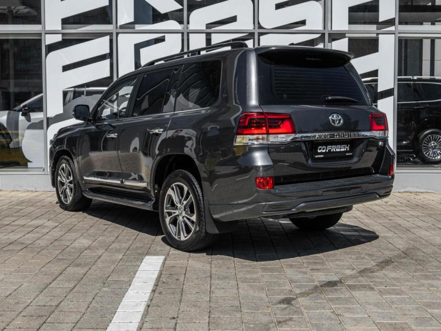 Toyota Land Cruiser 200 Series Рестайлинг 2 Ставрополь  - изображение 2