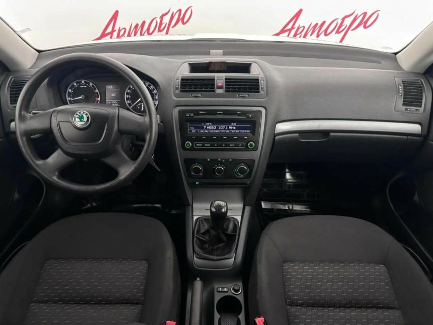 Skoda Octavia II (A5) Рестайлинг Псков  - изображение 9