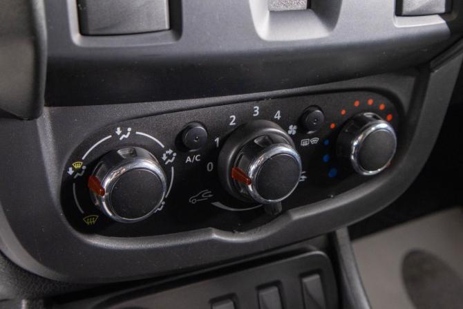 Renault Duster I Рестайлинг с пробегом 2016 года, цена 1 269 000 рублей, 133700 км, внедорожник, Автокод Объявления