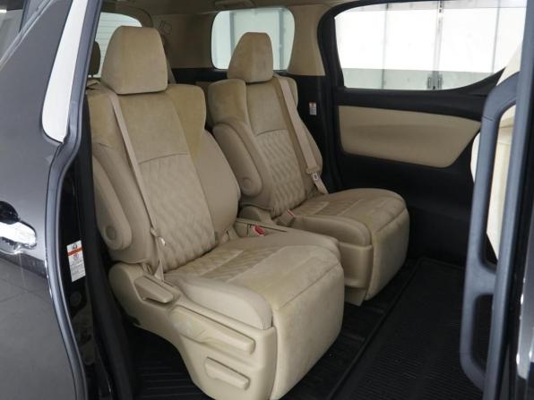 Toyota Vellfire II Рестайлинг с пробегом 2019 года, цена 4 098 999 рублей, 106830 км, минивэн, Автокод Объявления