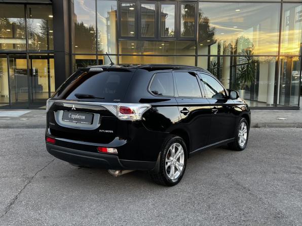 Mitsubishi Outlander III с пробегом 2013 года, цена 1 090 000 рублей, 261772 км, внедорожник, Автокод Объявления