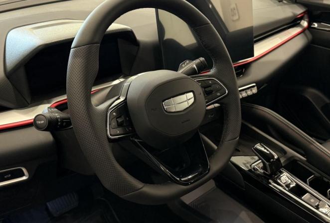 Новый Geely Coolray I Рестайлинг 2 2026 года, цена 2 914 990 рублей, внедорожник, Автокод Объявления