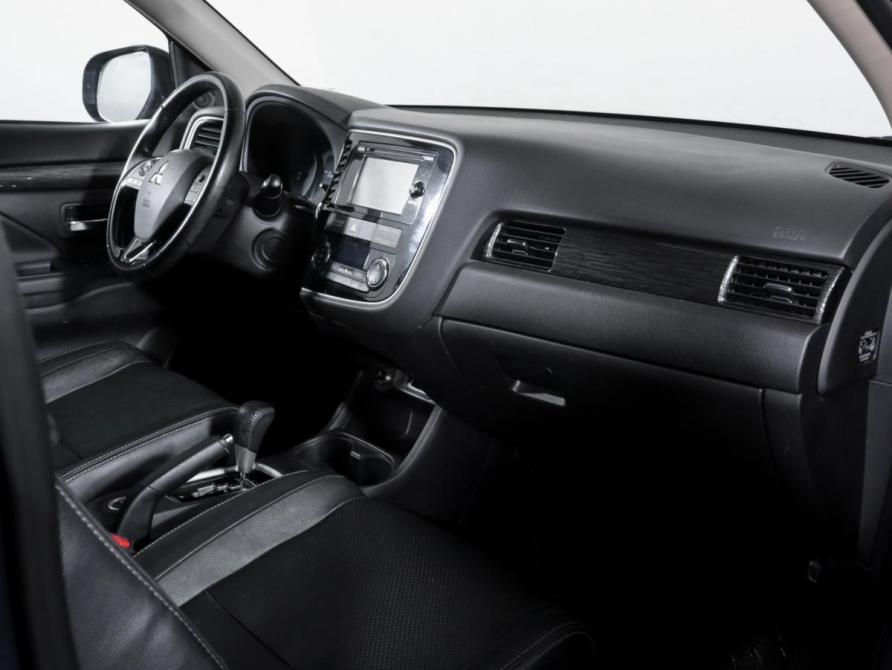 Mitsubishi Outlander III Рестайлинг 2 Москва  - изображение 9