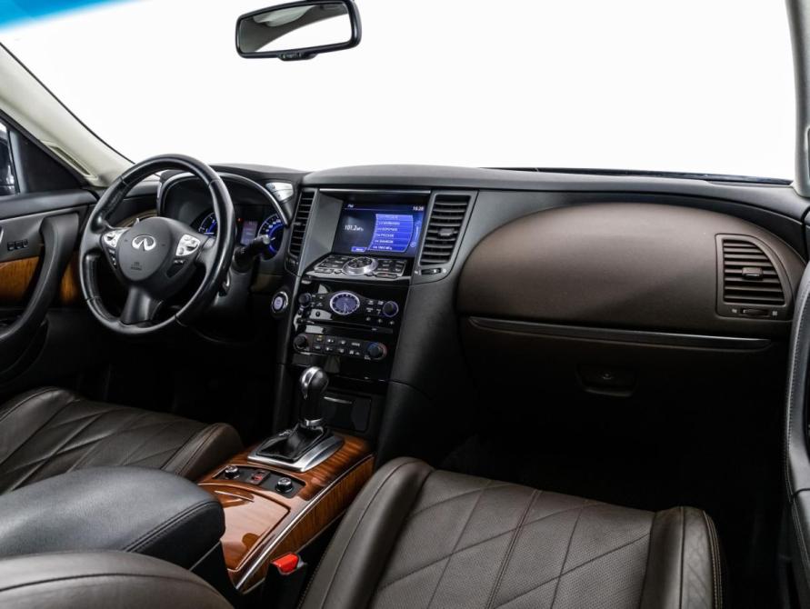 Infiniti QX70 Санкт-Петербург  - изображение 10