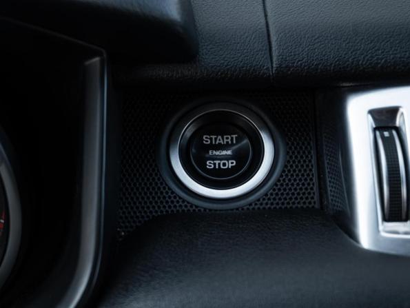 Land Rover Range Rover Sport II с пробегом 2015 года, цена 2 310 000 рублей, 246093 км, внедорожник, Автокод Объявления