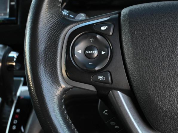Honda Stepwgn V Рестайлинг с пробегом 2019 года, цена 2 219 000 рублей, 117547 км, минивэн, Автокод Объявления