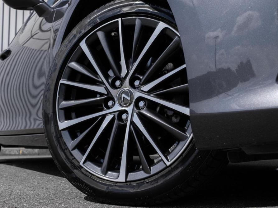 Lexus ES VII Рестайлинг Сочи  - изображение 7