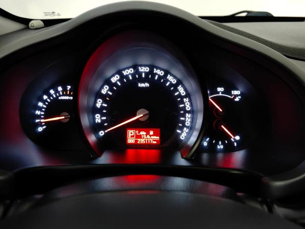 Kia Sportage III Рестайлинг с пробегом 2015 года, цена 1 099 000 рублей, 235311 км, внедорожник, Автокод Объявления