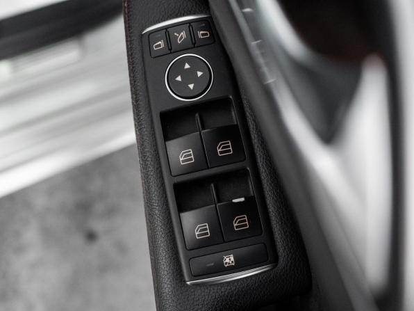 Mercedes-Benz A-Класс III (W176) с пробегом 2012 года, цена 1 300 500 рублей, 75916 км, хэтчбек, Автокод Объявления