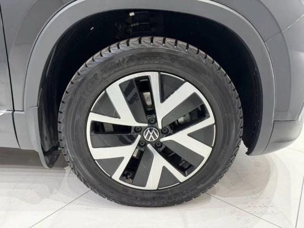 Volkswagen Tayron I Рестайлинг с пробегом 2023 года, цена 2 710 000 рублей, 30000 км, внедорожник, Автокод Объявления