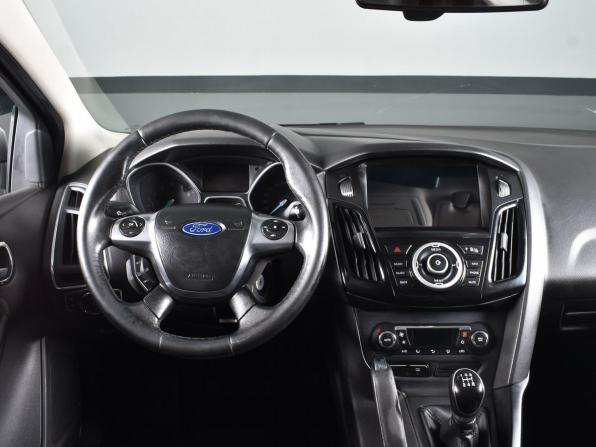 Ford Focus III с пробегом 2011 года, цена 699 999 рублей, 182554 км, седан, Автокод Объявления