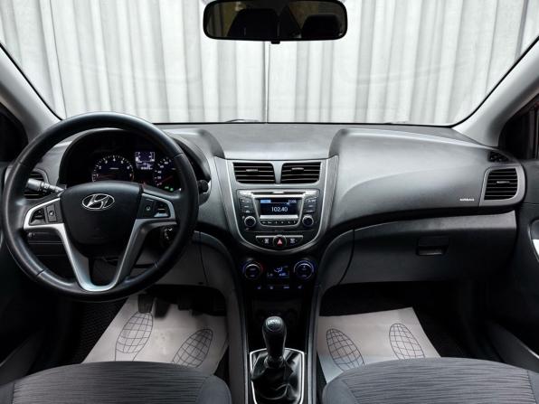 Hyundai Solaris I Рестайлинг с пробегом 2016 года, цена 1 019 000 рублей, 183691 км, седан, Автокод Объявления