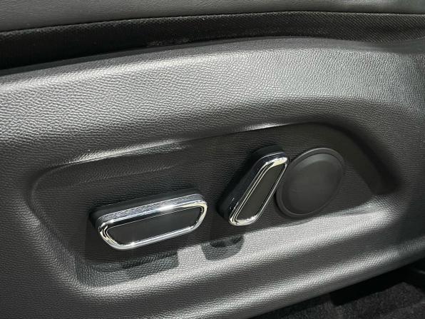 Changan Hunter Plus с пробегом 2023 года, цена 2 690 000 рублей, 28285 км, offers.body_type.unknown, Автокод Объявления