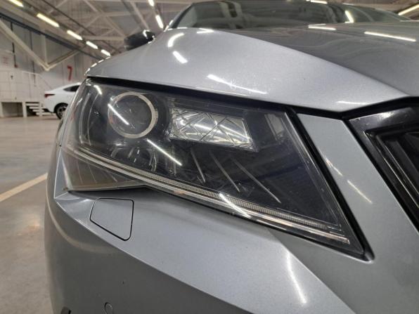 Skoda Superb III с пробегом 2016 года, цена 1 509 999 рублей, 188438 км, лифтбек, Автокод Объявления