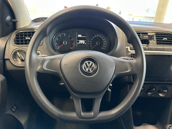 Volkswagen Polo V Рестайлинг с пробегом 2016 года, цена 1 000 000 рублей, 137542 км, седан, Автокод Объявления