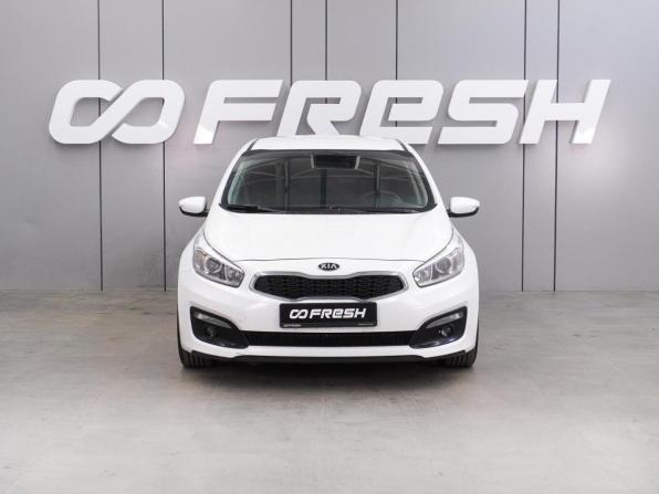 Kia Ceed II Рестайлинг с пробегом 2017 года, цена 1 299 000 рублей, 168944 км, хэтчбек, Автокод Объявления