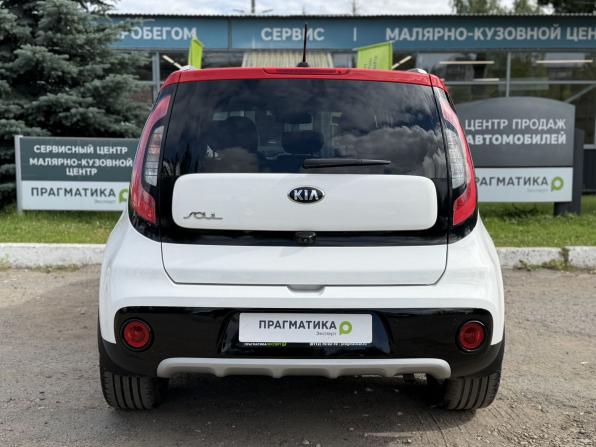 Kia Soul II Рестайлинг с пробегом 2018 года, цена 1 490 000 рублей, 55000 км, хэтчбек, Автокод Объявления