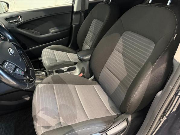 Kia Cerato III Рестайлинг (Classic) с пробегом 2017 года, цена 1 385 000 рублей, 186000 км, седан, Автокод Объявления