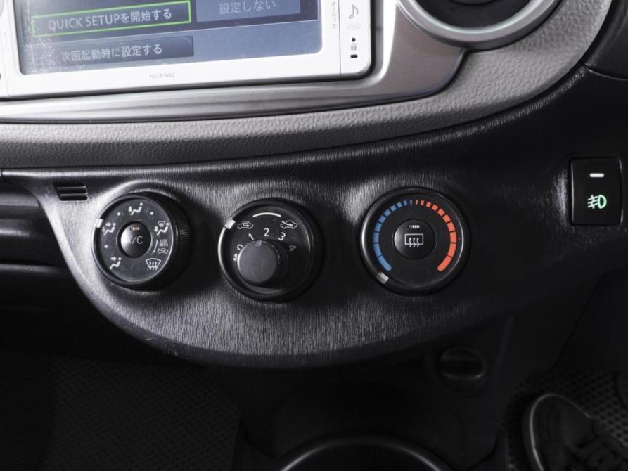 Toyota Vitz III (XP130) Ростов-на-Дону  - изображение 14