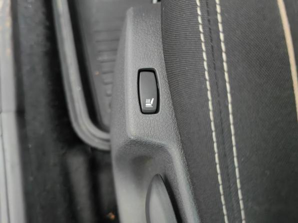 Renault Logan II с пробегом 2016 года, цена 999 000 рублей, 19190 км, седан, Автокод Объявления