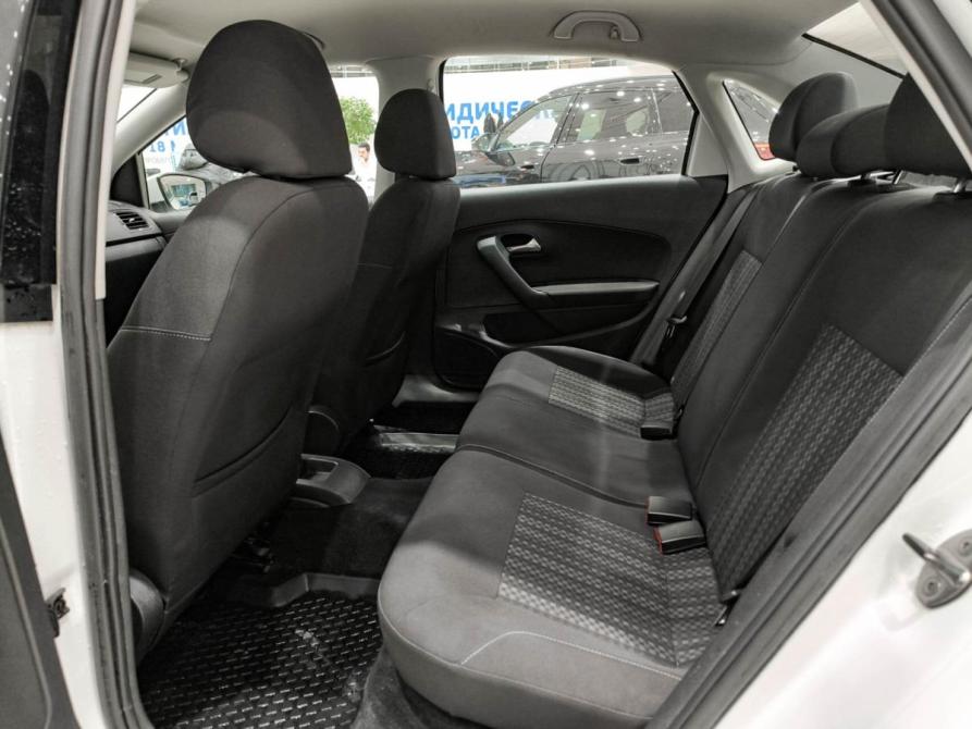 Volkswagen Polo V Рестайлинг Казань  - изображение 15
