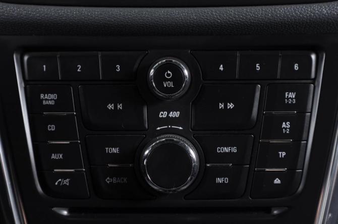 Opel Mokka I с пробегом 2013 года, цена 1 099 000 рублей, 133000 км, внедорожник, Автокод Объявления