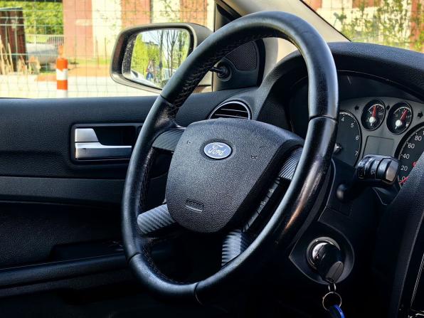 Ford Focus II с пробегом 2006 года, цена 299 000 рублей, 253038 км, хэтчбек, Автокод Объявления
