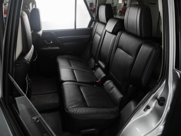 Mitsubishi Pajero IV Рестайлинг 2 с пробегом 2019 года, цена 3 799 000 рублей, 83553 км, внедорожник, Автокод Объявления