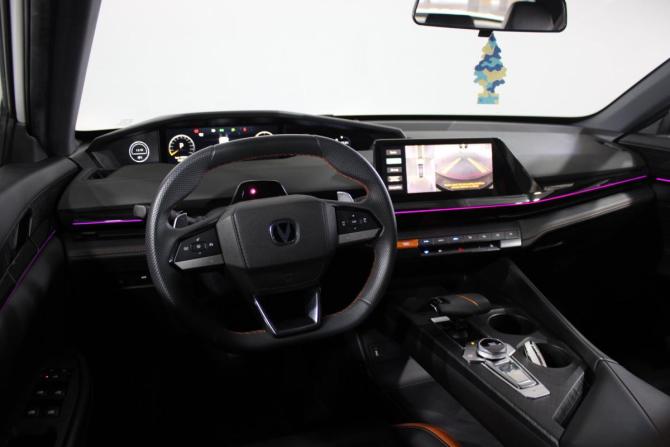 Changan UNI-V I с пробегом 2023 года, цена 2 324 000 рублей, 41000 км, лифтбек, Автокод Объявления