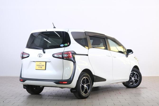 Toyota Sienta II Рестайлинг с пробегом 2020 года, цена 1 629 000 рублей, 61245 км, компактвэн, Автокод Объявления
