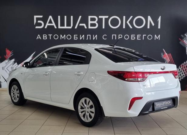Kia Rio IV с пробегом 2017 года, цена 1 045 000 рублей, 193449 км, седан, Автокод Объявления