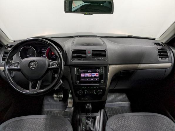 Skoda Yeti I Рестайлинг с пробегом 2015 года, цена 1 150 000 рублей, 126049 км, внедорожник, Автокод Объявления