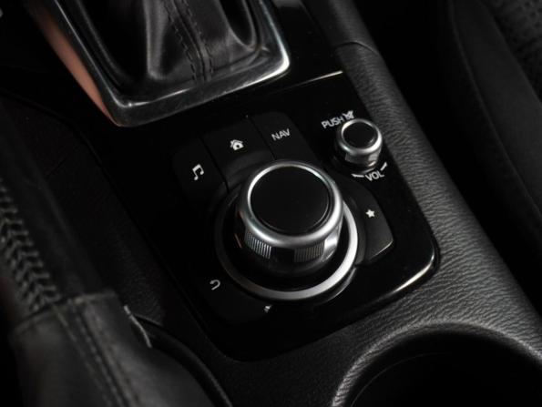 Mazda 3 III (BM) Рестайлинг с пробегом 2018 года, цена 1 399 000 рублей, 170954 км, седан, Автокод Объявления