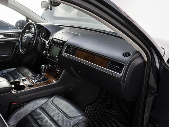 Volkswagen Touareg II с пробегом 2014 года, цена 1 950 000 рублей, 306909 км, внедорожник, Автокод Объявления