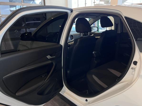Lada (ВАЗ) Vesta I Рестайлинг (NG) с пробегом 2024 года, цена 1 442 000 рублей, 32635 км, седан, Автокод Объявления