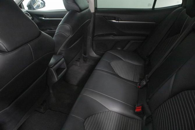 Toyota Camry VIII (XV70) Рестайлинг с пробегом 2020 года, цена 2 399 000 рублей, 219000 км, седан, Автокод Объявления