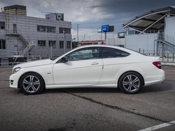 Mercedes-Benz C-Класс III (W204) Рестайлинг с пробегом 2012 года, цена 1 205 523 рубля, 212000 км, купе, Автокод Объявления