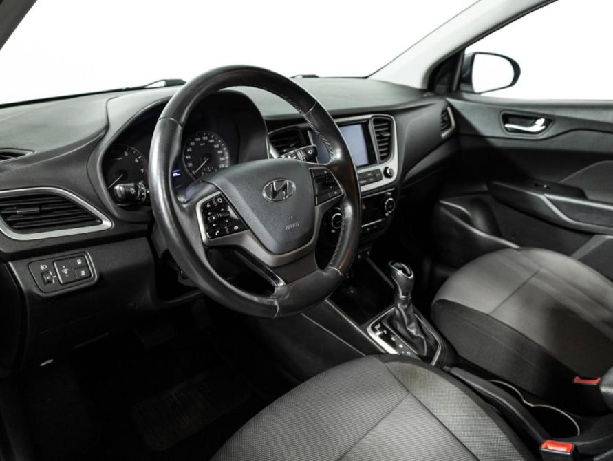 Hyundai Solaris II Санкт-Петербург  - изображение 11