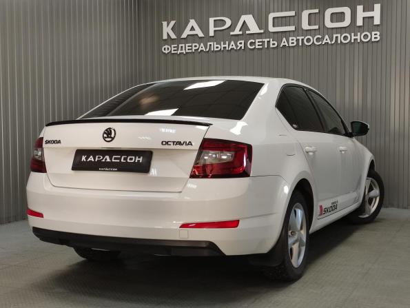 Skoda Octavia III (A7) с пробегом 2015 года, цена 945 000 рублей, 236980 км, лифтбек, Автокод Объявления
