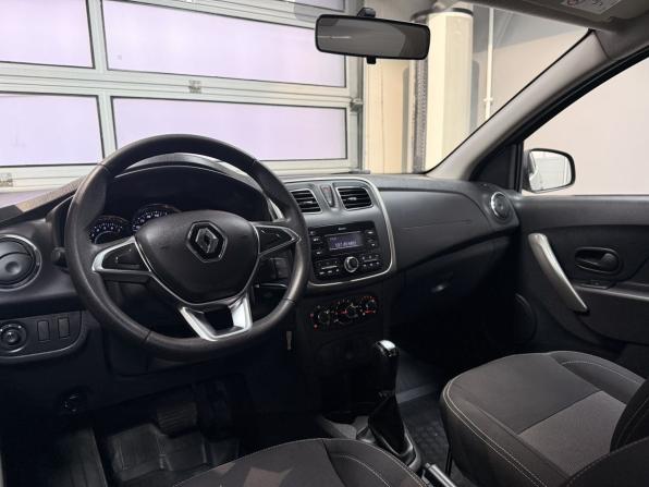 Renault Sandero II Рестайлинг с пробегом 2021 года, цена 1 245 000 рублей, 97636 км, хэтчбек, Автокод Объявления