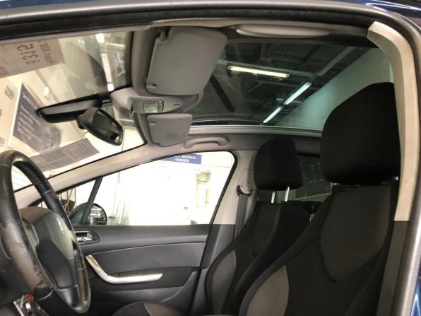 Peugeot 308 I с пробегом 2010 года, цена 450 000 рублей, 141230 км, хэтчбек, Автокод Объявления