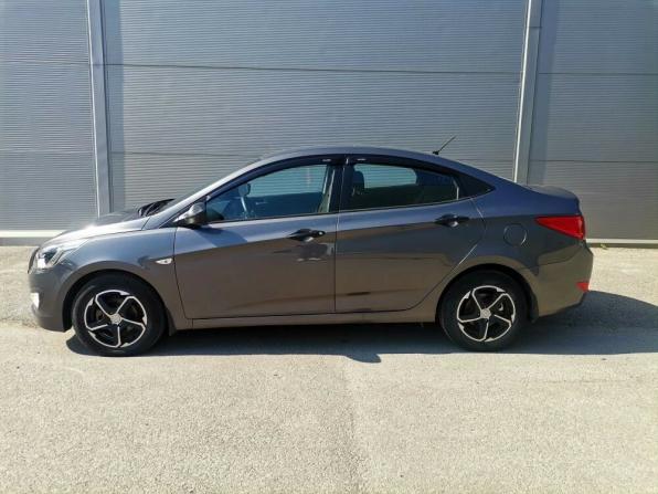 Hyundai Solaris I Рестайлинг с пробегом 2016 года, цена 877 000 рублей, 111000 км, седан, Автокод Объявления