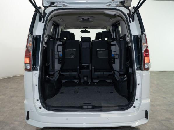 Nissan Serena V (C27) с пробегом 2016 года, цена 1 635 000 рублей, 139004 км, минивэн, Автокод Объявления