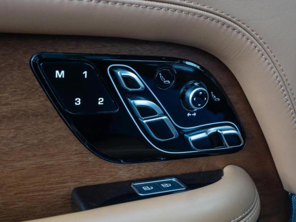 Land Rover Range Rover IV Рестайлинг с пробегом 2022 года, цена 12 900 000 рублей, 61784 км, внедорожник, Автокод Объявления
