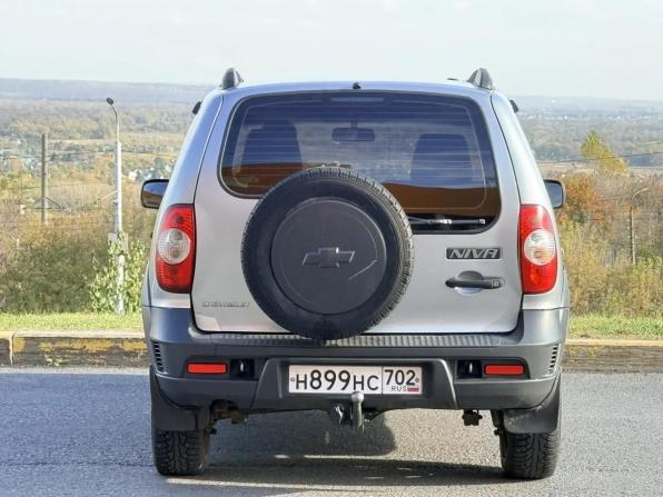 Chevrolet Niva I Рестайлинг с пробегом 2015 года, цена 650 000 рублей, 151529 км, внедорожник, Автокод Объявления