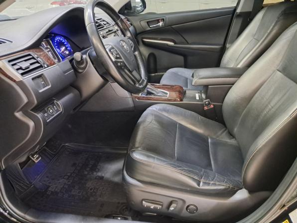 Toyota Camry VII (XV50) Рестайлинг 2 с пробегом 2017 года, цена 1 980 000 рублей, 297586 км, седан, Автокод Объявления