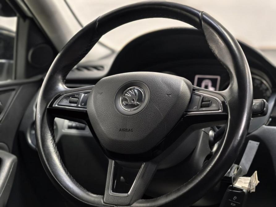 Skoda Rapid I Курск  - изображение 10
